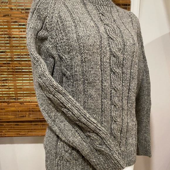 Hand Knit Sweater - Picture 2 of 4